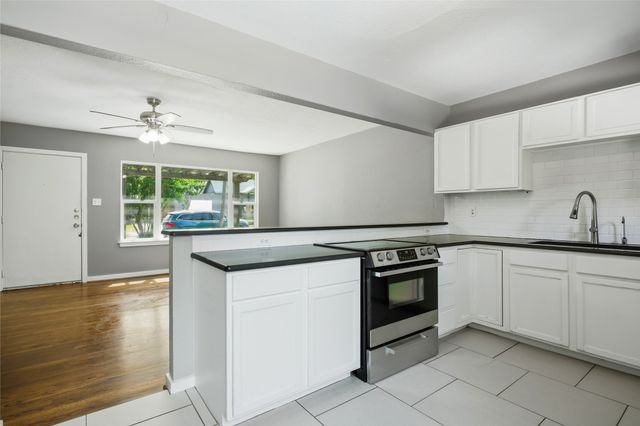 2108 Harrison Avenue, Fort Worth, TX 76110