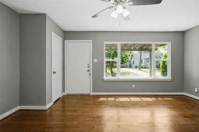 2108 Harrison Avenue, Fort Worth, TX 76110