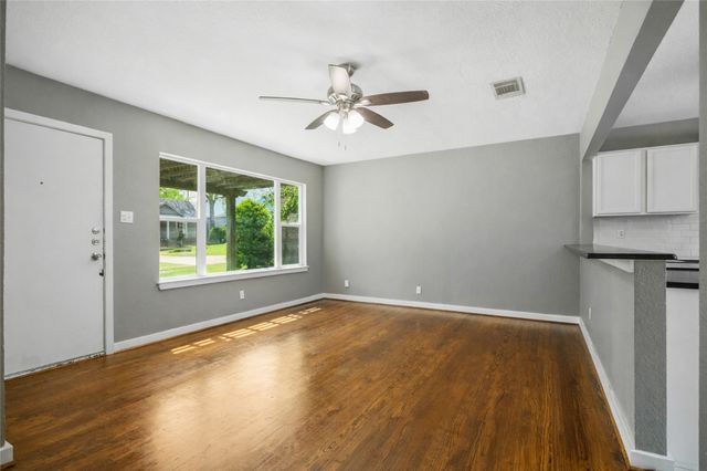 2108 Harrison Avenue, Fort Worth, TX 76110