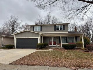 20490 Coachwood Road, Riverview, MI 48193