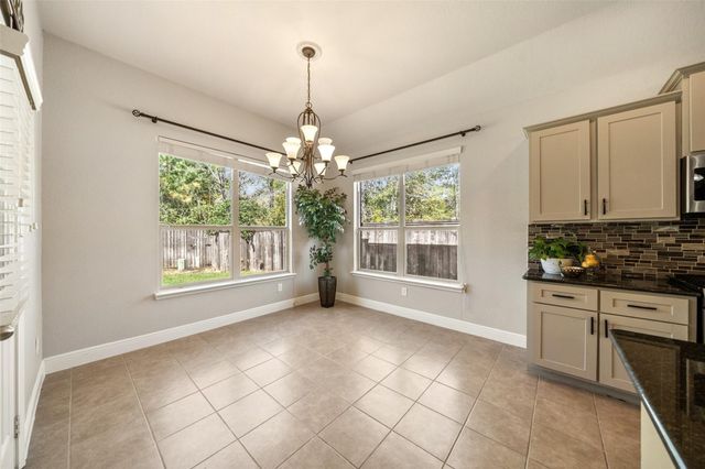 184 W Heritage Mill Circle, Tomball, TX 77375