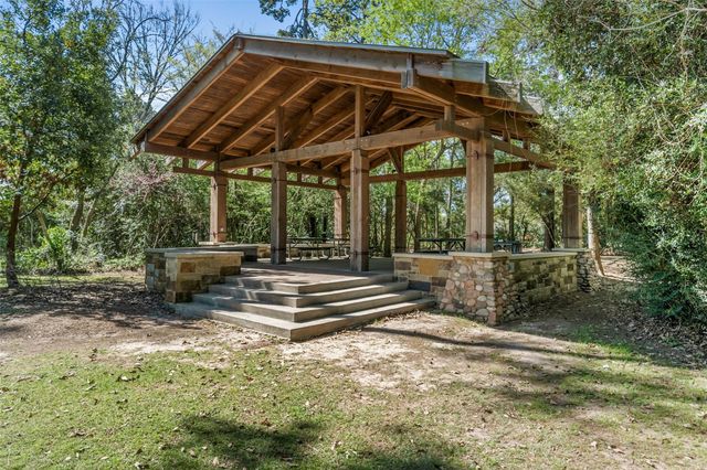 184 W Heritage Mill Circle, Tomball, TX 77375