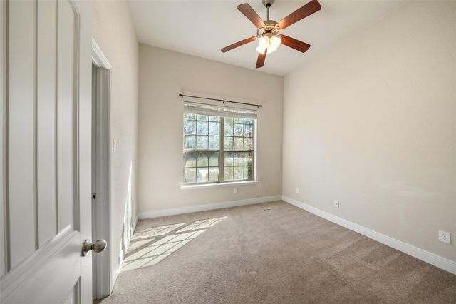 184 W Heritage Mill Circle, Tomball, TX 77375