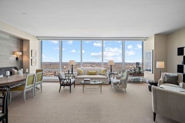401 N Wabash Avenue 79B, Chicago, IL 60611