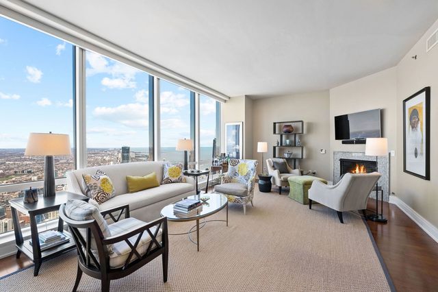 401 N Wabash Avenue 79B, Chicago, IL 60611