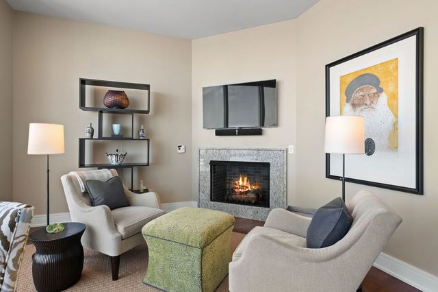 401 N Wabash Avenue 79B, Chicago, IL 60611