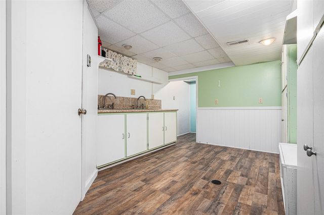 7349 E Main Street, Eau Claire, MI 49111