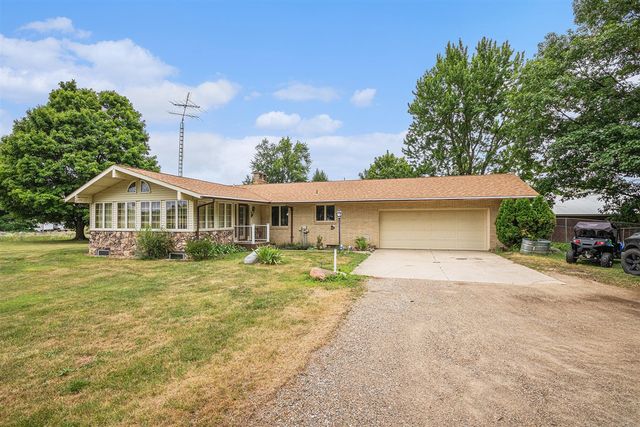 7349 E Main Street, Eau Claire, MI 49111