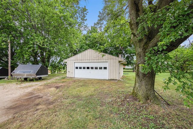 7349 E Main Street, Eau Claire, MI 49111