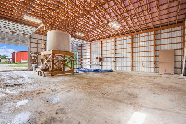 7349 E Main Street, Eau Claire, MI 49111