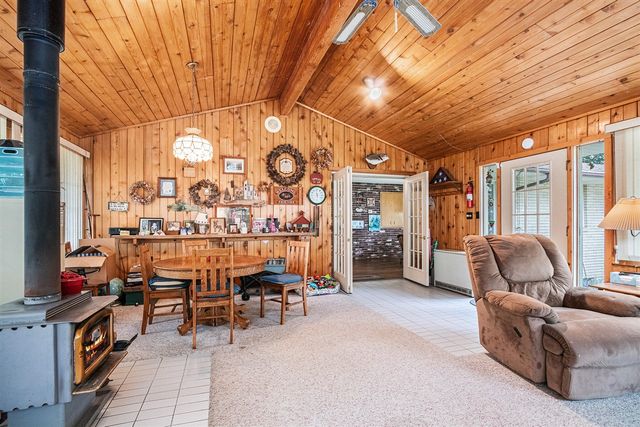 7349 E Main Street, Eau Claire, MI 49111