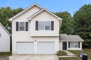 2915 Russ Lane, Lithonia, GA 30058