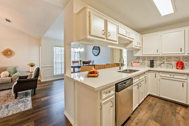 169 April Wind Court, Montgomery, TX 77356