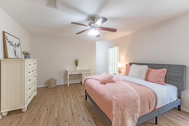 169 April Wind Court, Montgomery, TX 77356
