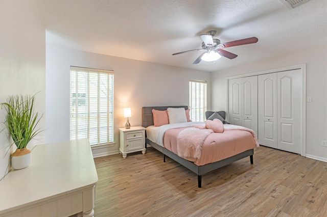 169 April Wind Court, Montgomery, TX 77356