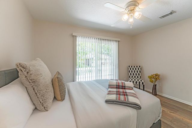 169 April Wind Court, Montgomery, TX 77356