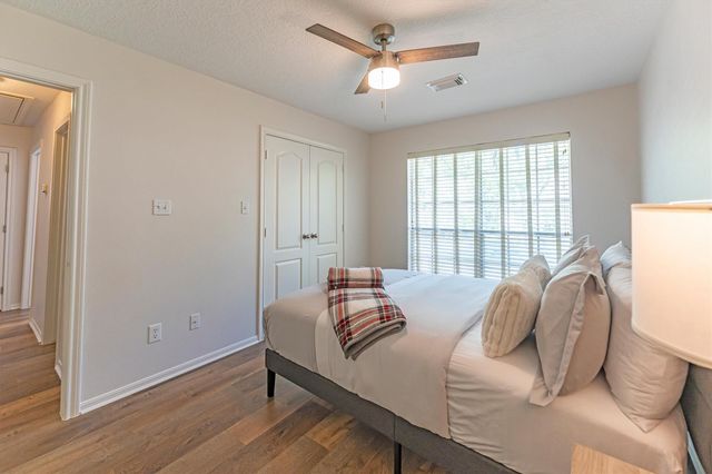 169 April Wind Court, Montgomery, TX 77356