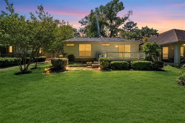 169 April Wind Court, Montgomery, TX 77356