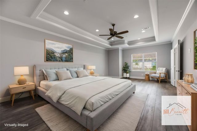 5006 Mayfair Street, Bellaire, TX 77401