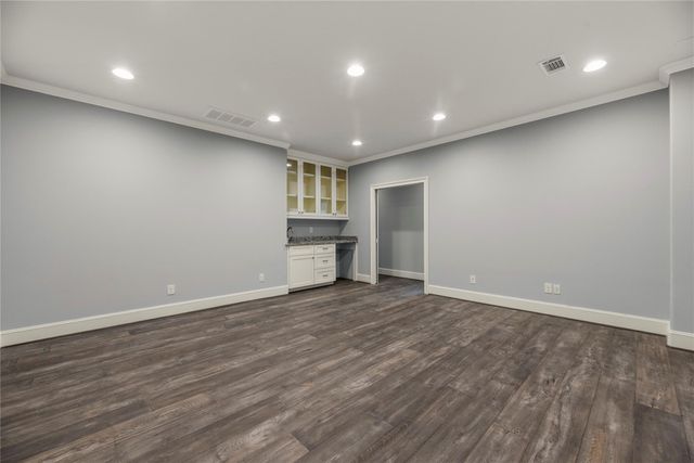 5006 Mayfair Street, Bellaire, TX 77401