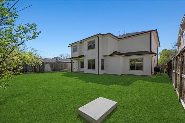 5006 Mayfair Street, Bellaire, TX 77401