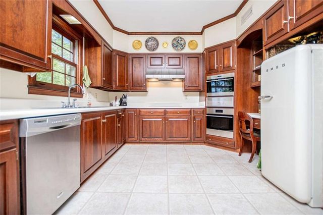 203 S Ole Hickory Trail S, Carrollton, GA 30117