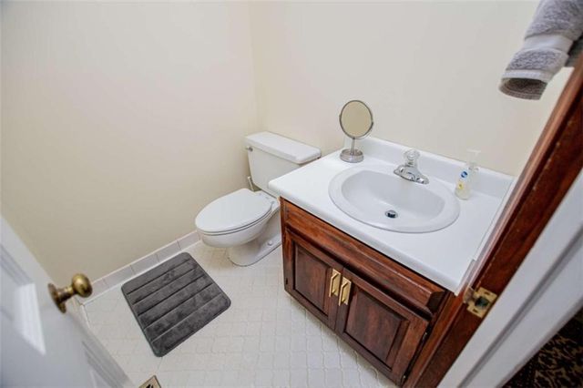203 S Ole Hickory Trail S, Carrollton, GA 30117
