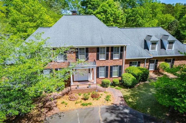 203 S Ole Hickory Trail S, Carrollton, GA 30117