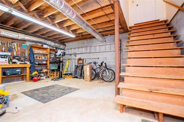 203 S Ole Hickory Trail S, Carrollton, GA 30117