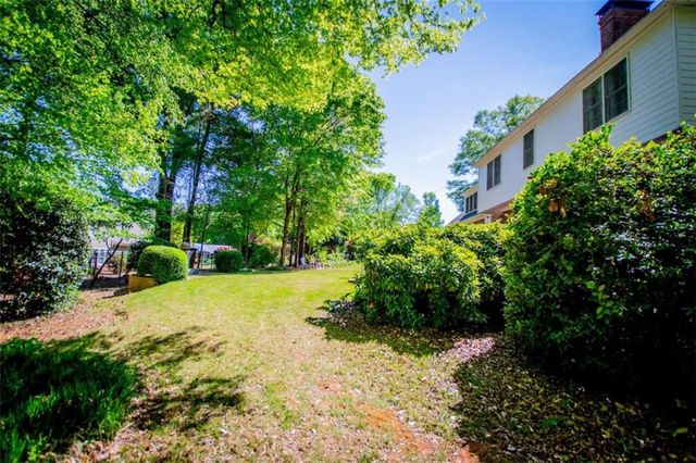 203 S Ole Hickory Trail S, Carrollton, GA 30117