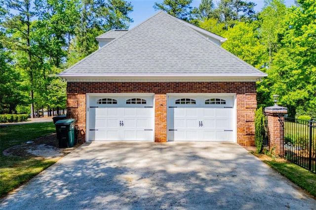 203 S Ole Hickory Trail S, Carrollton, GA 30117