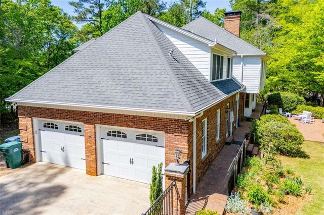 203 S Ole Hickory Trail S, Carrollton, GA 30117