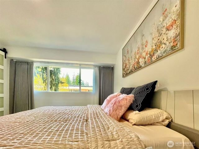 1261 150th Avenue SE, Bellevue, WA 98007