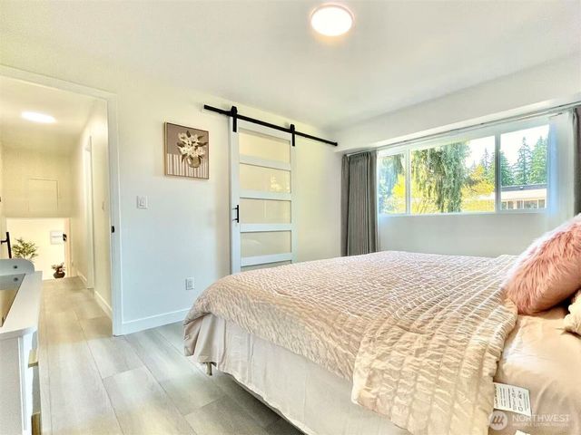 1261 150th Avenue SE, Bellevue, WA 98007