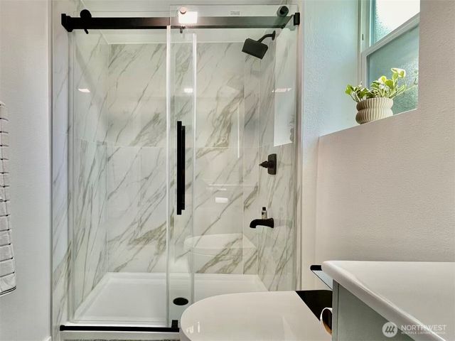 1261 150th Avenue SE, Bellevue, WA 98007