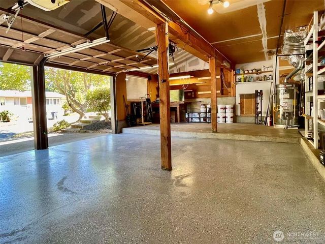 1261 150th Avenue SE, Bellevue, WA 98007