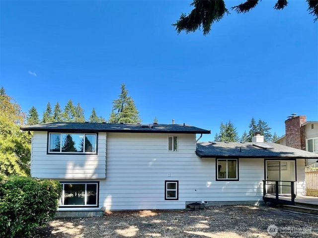 1261 150th Avenue SE, Bellevue, WA 98007