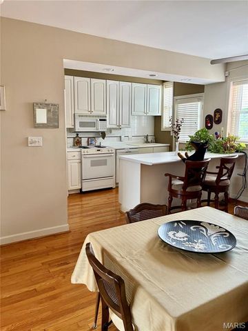 6253 Southwood Avenue 3E, St Louis, MO 63105