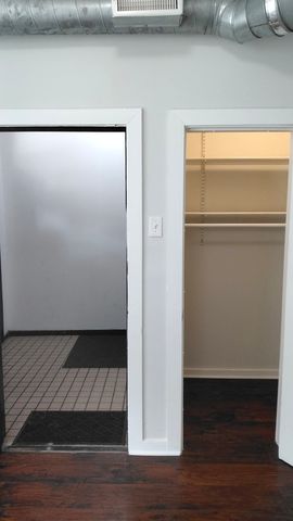 2543 S Saint Louis Avenue 1F, Chicago, IL 60623