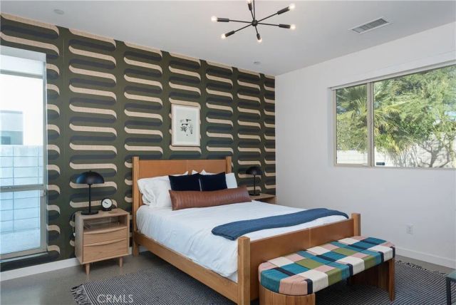 1126 Lucent Court, Palm Springs, CA 92262