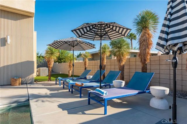 1126 Lucent Court, Palm Springs, CA 92262