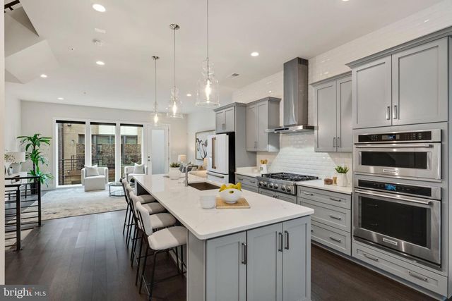 2822 TELEK PL, Alexandria, VA 22314