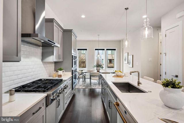 2822 TELEK PL, Alexandria, VA 22314