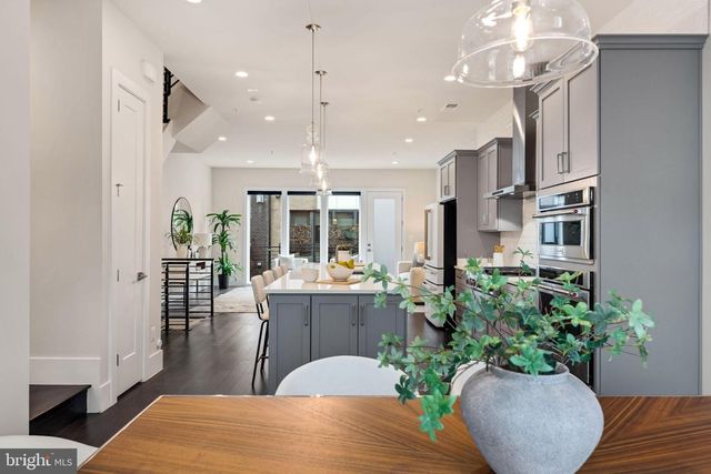 2822 TELEK PL, Alexandria, VA 22314