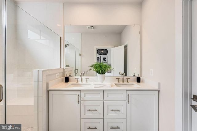 2822 TELEK PL, Alexandria, VA 22314