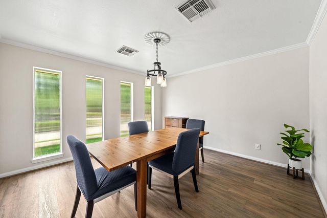 4903 Heatherglen Drive, Houston, TX 77096