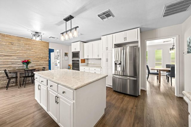 4903 Heatherglen Drive, Houston, TX 77096