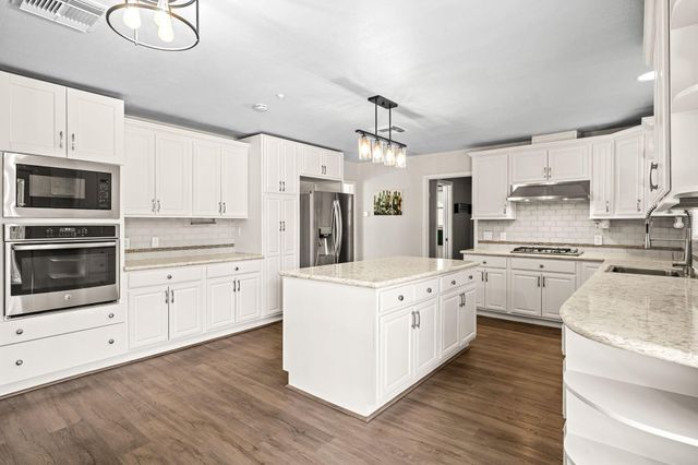 4903 Heatherglen Drive, Houston, TX 77096