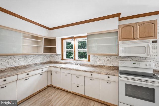 3042 JENKINS LN, Indian Head, MD 20640