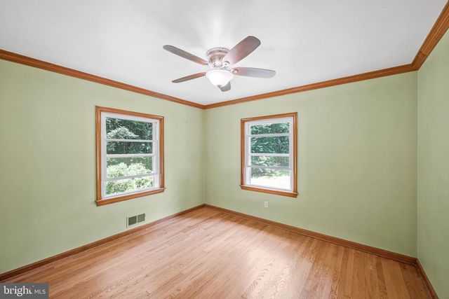 3042 JENKINS LN, Indian Head, MD 20640